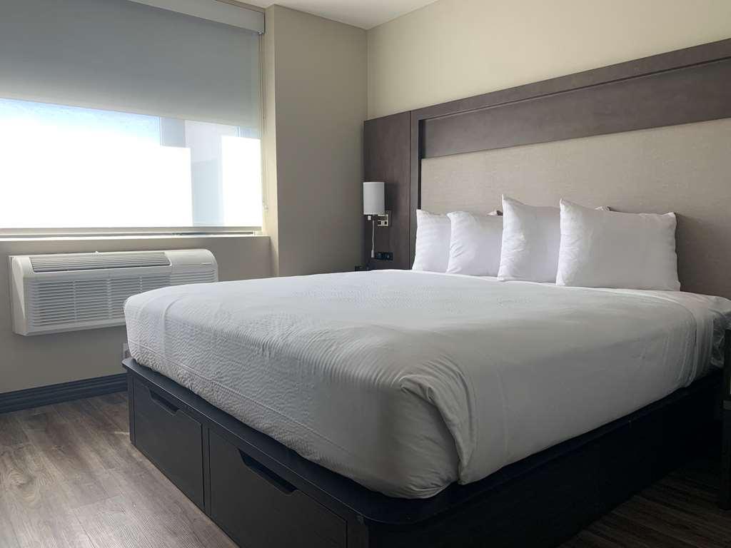 Best Western Plus Executive Residency Bronx نيو يورك الغرفة الصورة